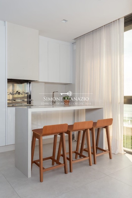 Apartamento à venda com 3 quartos, 172m² - Foto 4