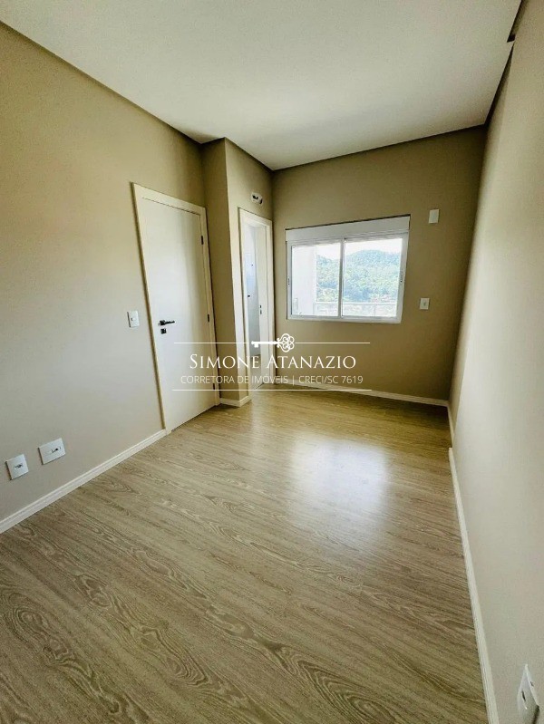 Apartamento à venda com 2 quartos, 79m² - Foto 32