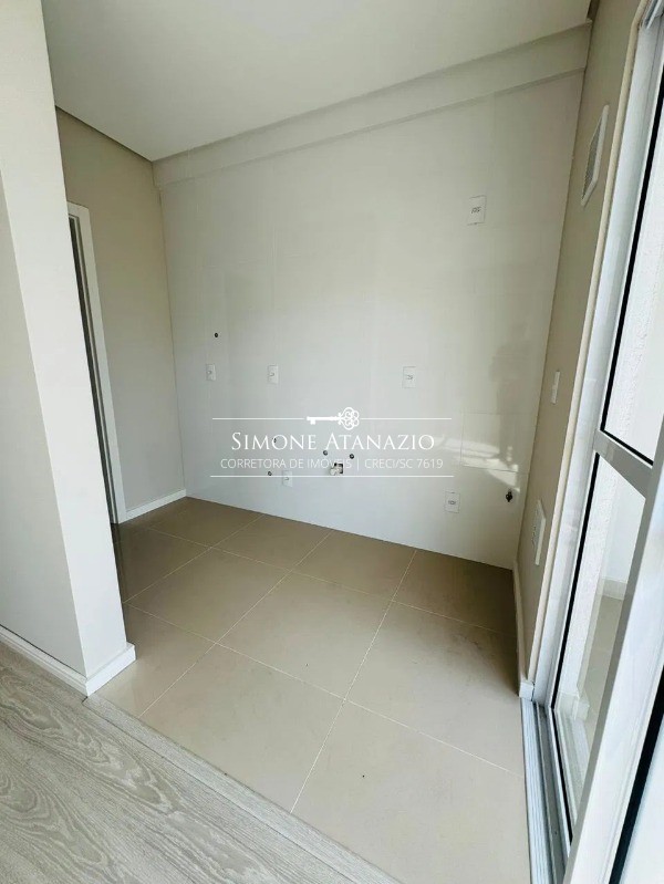 Apartamento à venda com 2 quartos, 79m² - Foto 25