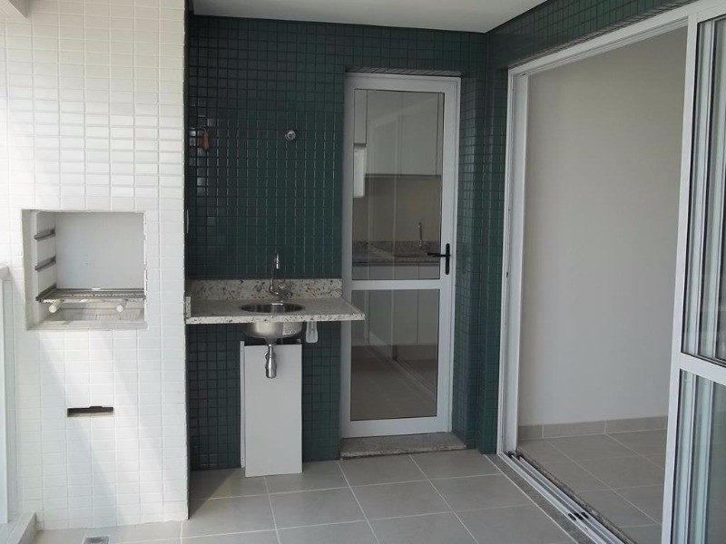 Apartamento para alugar com 4 quartos, 110m² - Foto 2