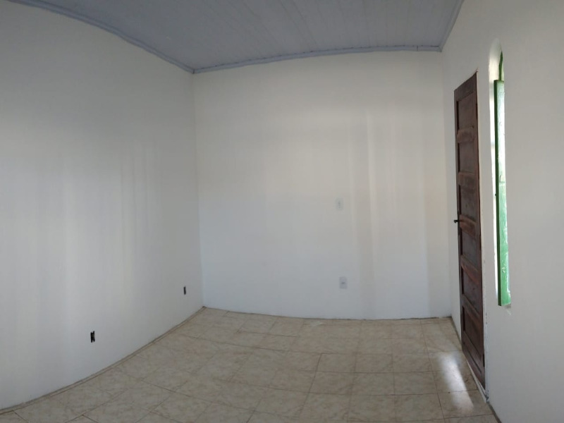 Casa à venda com 6 quartos, 260m² - Foto 7