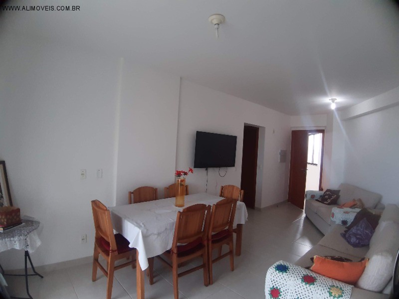 Apartamento à venda com 2 quartos, 80m² - Foto 2