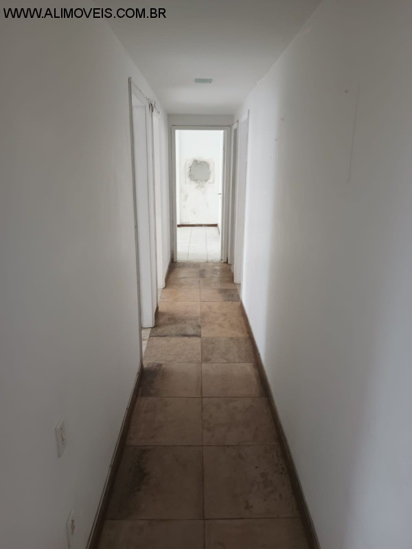 Apartamento à venda com 4 quartos, 200m² - Foto 5