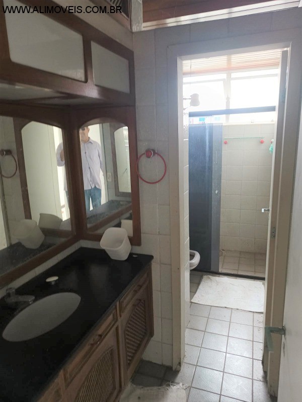 Apartamento à venda com 4 quartos, 200m² - Foto 9