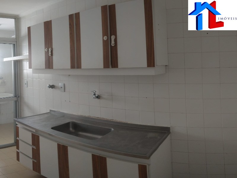 Apartamento para alugar com 3 quartos, 132m² - Foto 15