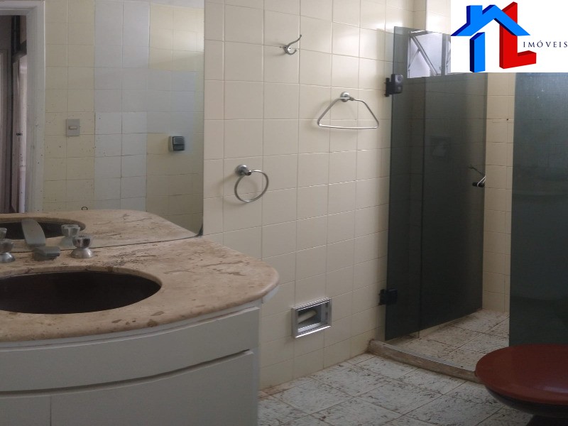 Apartamento para alugar com 3 quartos, 132m² - Foto 7