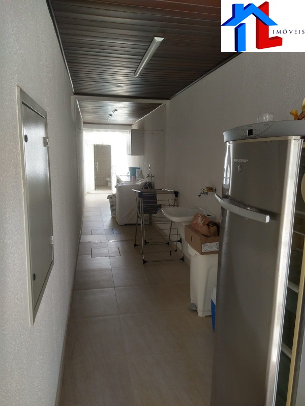 Casa à venda com 5 quartos, 550m² - Foto 10