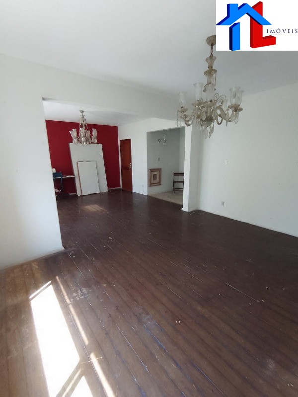 Apartamento à venda com 4 quartos, 210m² - Foto 2