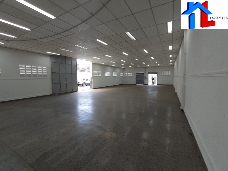 Depósito-Galpão-Armazém para alugar, 440m² - Foto 1