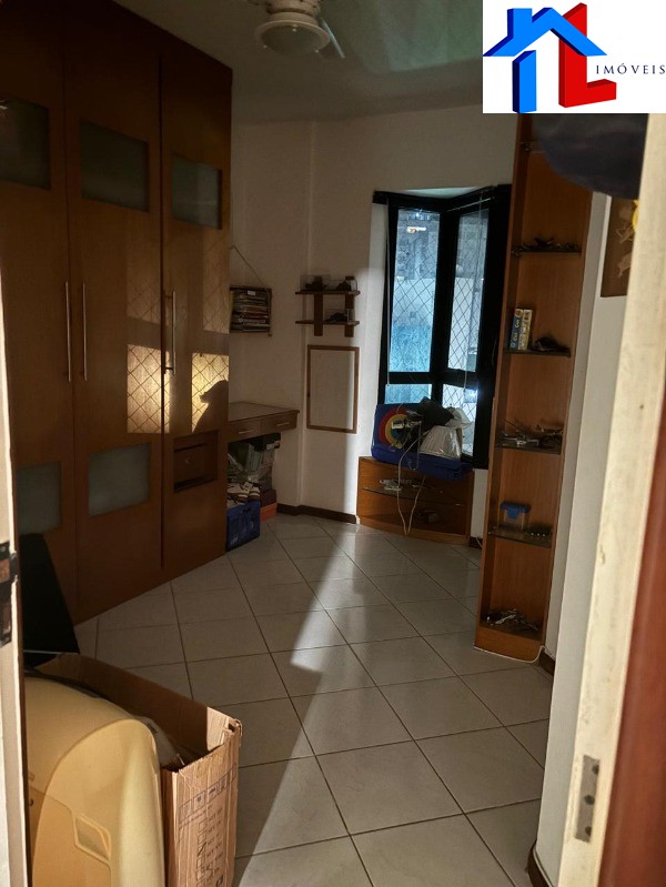 Apartamento para alugar com 4 quartos, 150m² - Foto 12