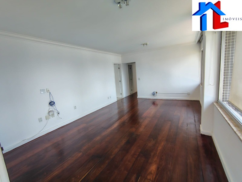 Apartamento à venda com 3 quartos, 129m² - Foto 2