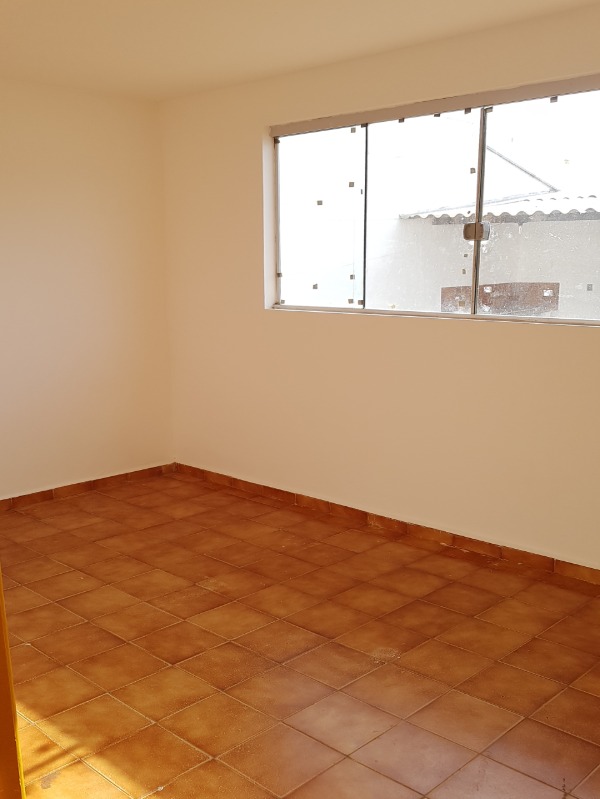 Casa para alugar com 3 quartos, 150m² - Foto 9