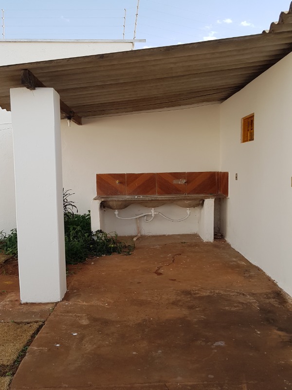 Casa para alugar com 3 quartos, 150m² - Foto 13