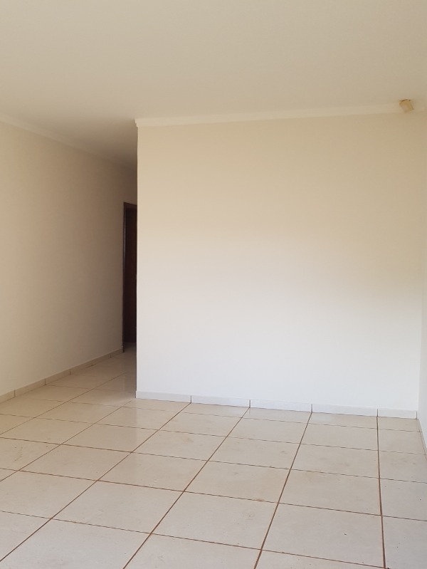 Casa para alugar com 2 quartos, 55m² - Foto 4