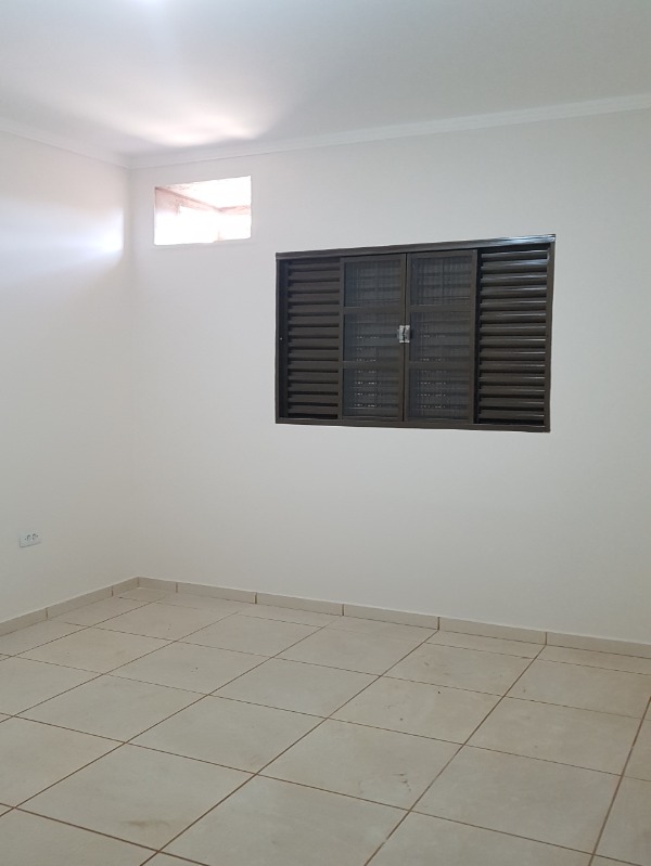 Casa para alugar com 2 quartos, 55m² - Foto 8