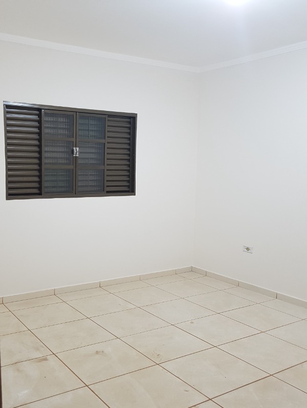 Casa para alugar com 2 quartos, 55m² - Foto 7