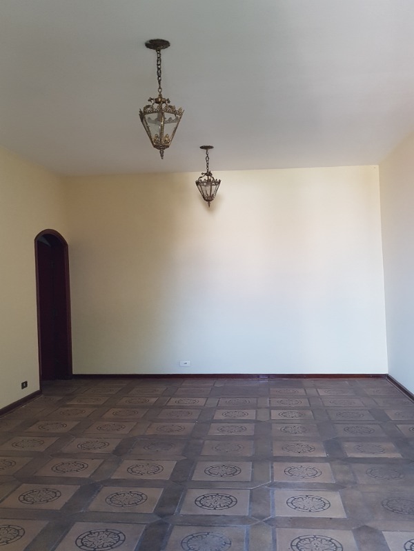 Casa à venda com 6 quartos, 338m² - Foto 13