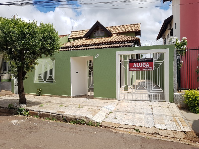 Casa para alugar com 3 quartos - Foto 1