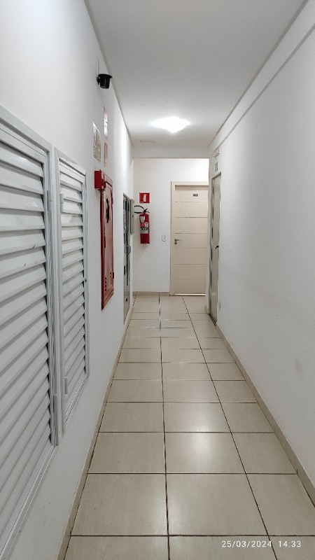 Apartamento à venda com 2 quartos, 42m² - Foto 3