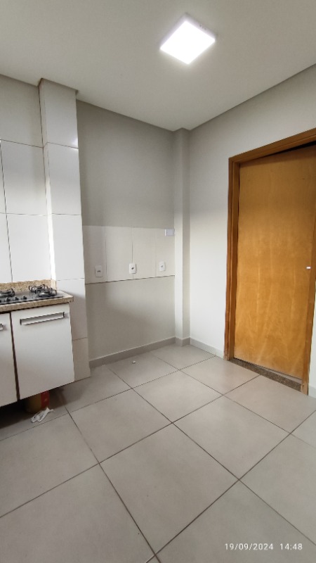 Casa para alugar com 3 quartos, 100m² - Foto 18