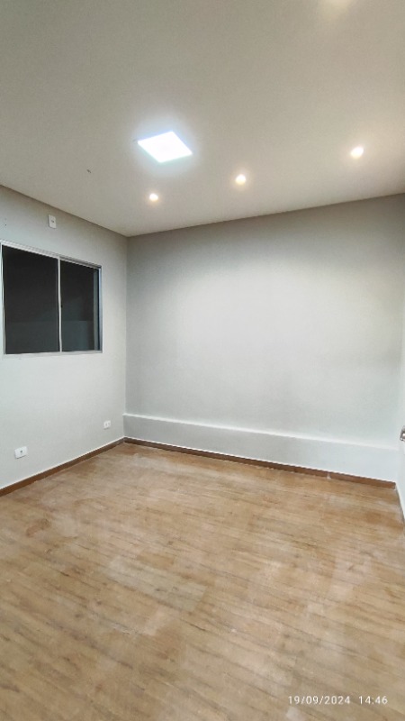 Casa para alugar com 3 quartos, 100m² - Foto 11