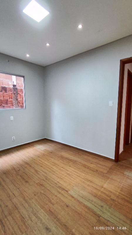 Casa para alugar com 3 quartos, 100m² - Foto 13