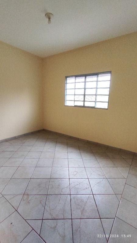 Casa para alugar com 2 quartos, 90m² - Foto 13