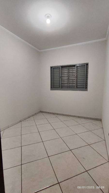 Casa para alugar com 3 quartos, 190m² - Foto 11