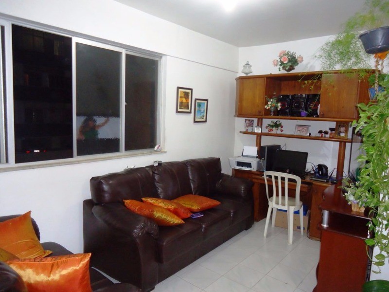 Apartamento à venda com 3 quartos, 65m² - Foto 2