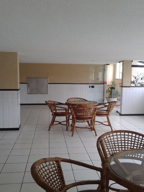 Apartamento à venda com 201 quartos, 80m² - Foto 1