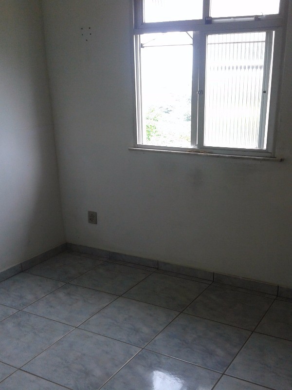 Apartamento à venda com 2 quartos, 60m² - Foto 2