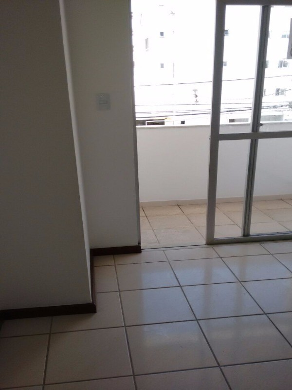 Apartamento à venda com 2 quartos, 60m² - Foto 5