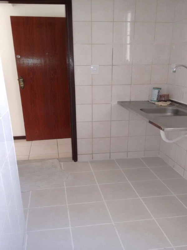 Apartamento à venda com 2 quartos, 60m² - Foto 9