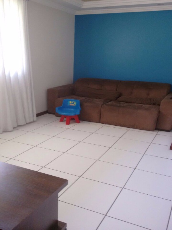 Apartamento à venda com 2 quartos, 65m² - Foto 1