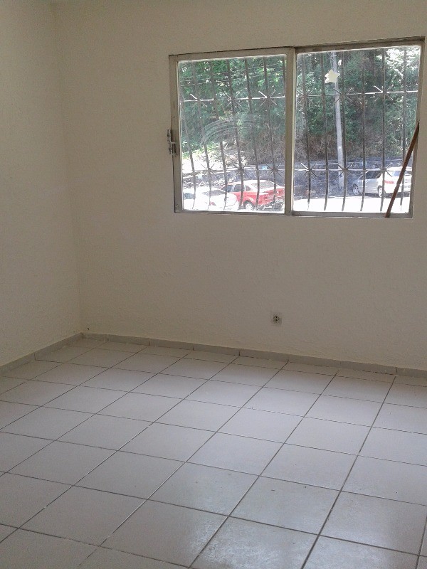 Apartamento à venda com 2 quartos, 60m² - Foto 1