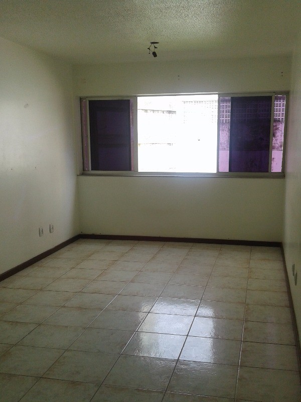 Apartamento à venda com 2 quartos, 80m² - Foto 7