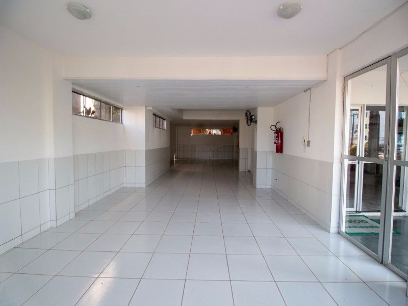 Apartamento à venda com 2 quartos, 65m² - Foto 11