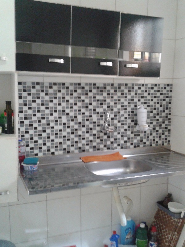 Apartamento à venda com 1 quarto, 40m² - Foto 2