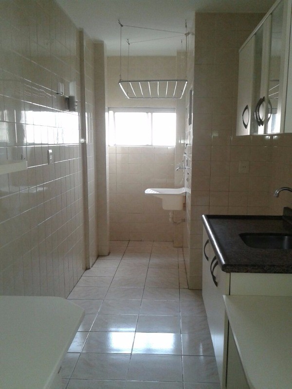 Apartamento à venda com 2 quartos, 65m² - Foto 5