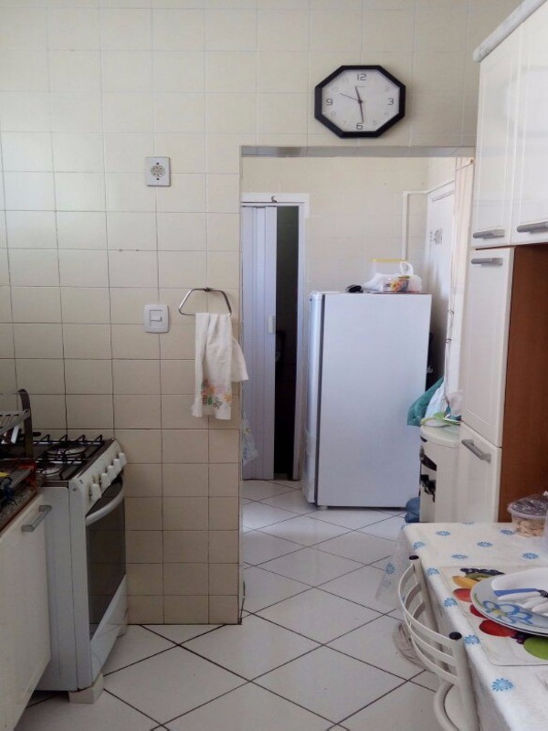 Apartamento à venda com 3 quartos, 80m² - Foto 3