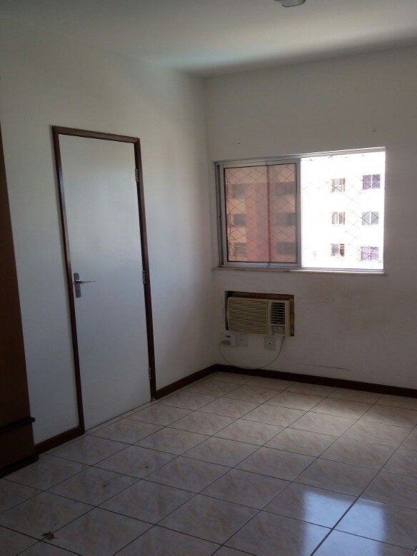 Apartamento à venda com 2 quartos, 60m² - Foto 3