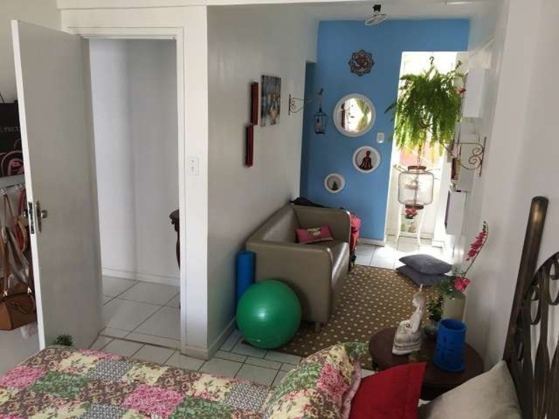 Apartamento à venda com 2 quartos, 70m² - Foto 7