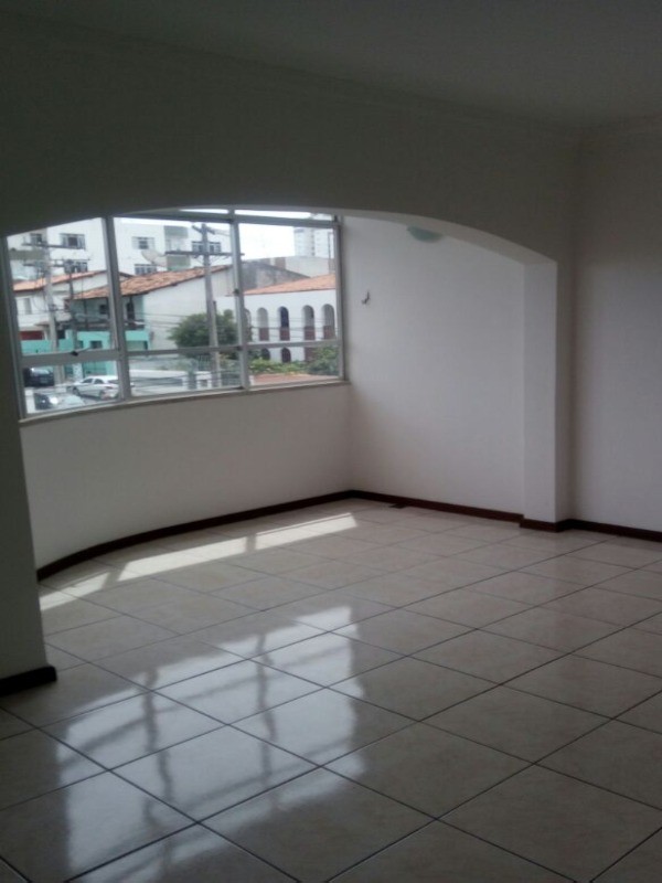 Apartamento à venda com 3 quartos, 98m² - Foto 2