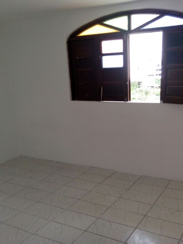 Apartamento à venda com 2 quartos, 60m² - Foto 2