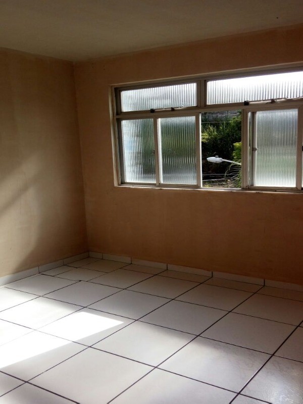 Apartamento à venda com 2 quartos, 60m² - Foto 1