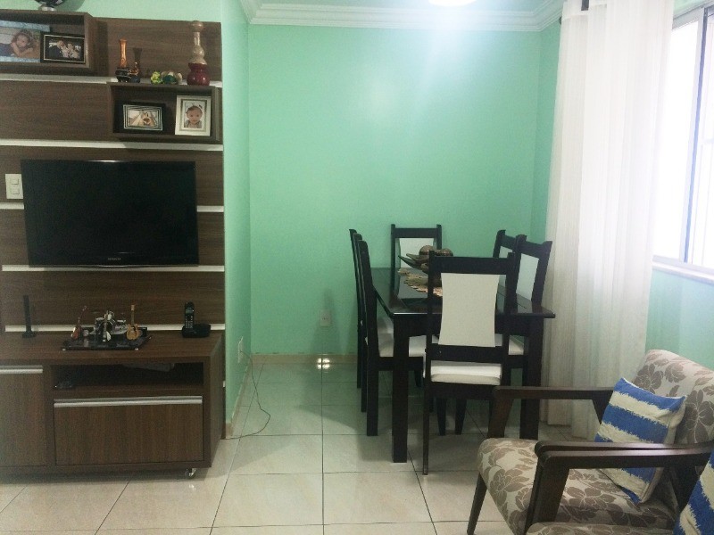 Apartamento à venda com 2 quartos, 60m² - Foto 2