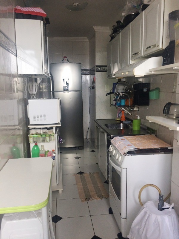 Apartamento à venda com 2 quartos, 60m² - Foto 12