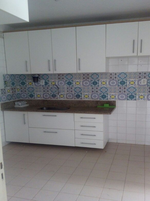 Apartamento à venda com 3 quartos, 80m² - Foto 13