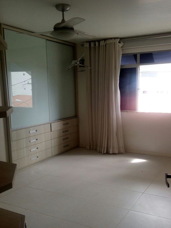 Apartamento à venda com 3 quartos, 80m² - Foto 1