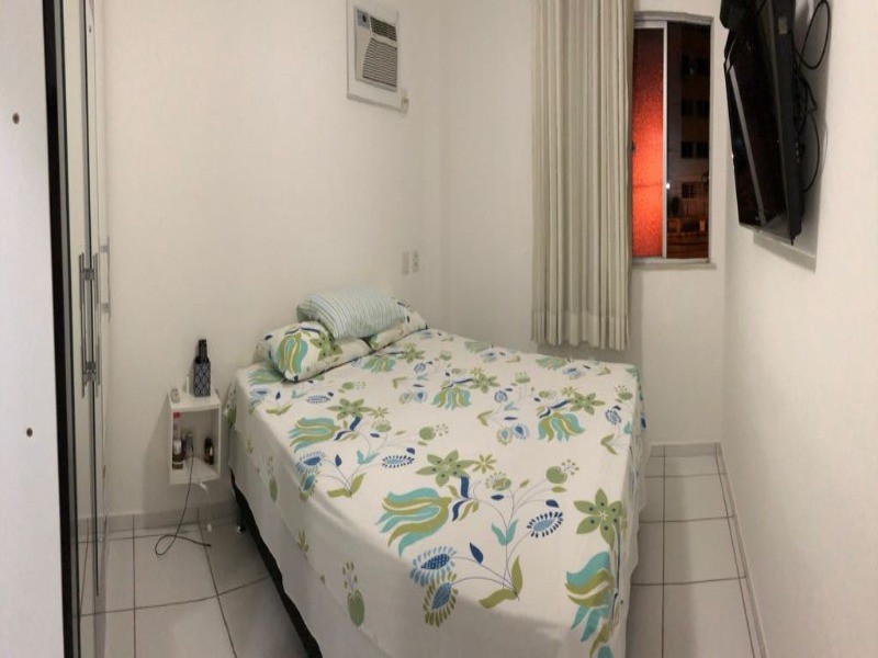 Apartamento à venda com 2 quartos, 65m² - Foto 3